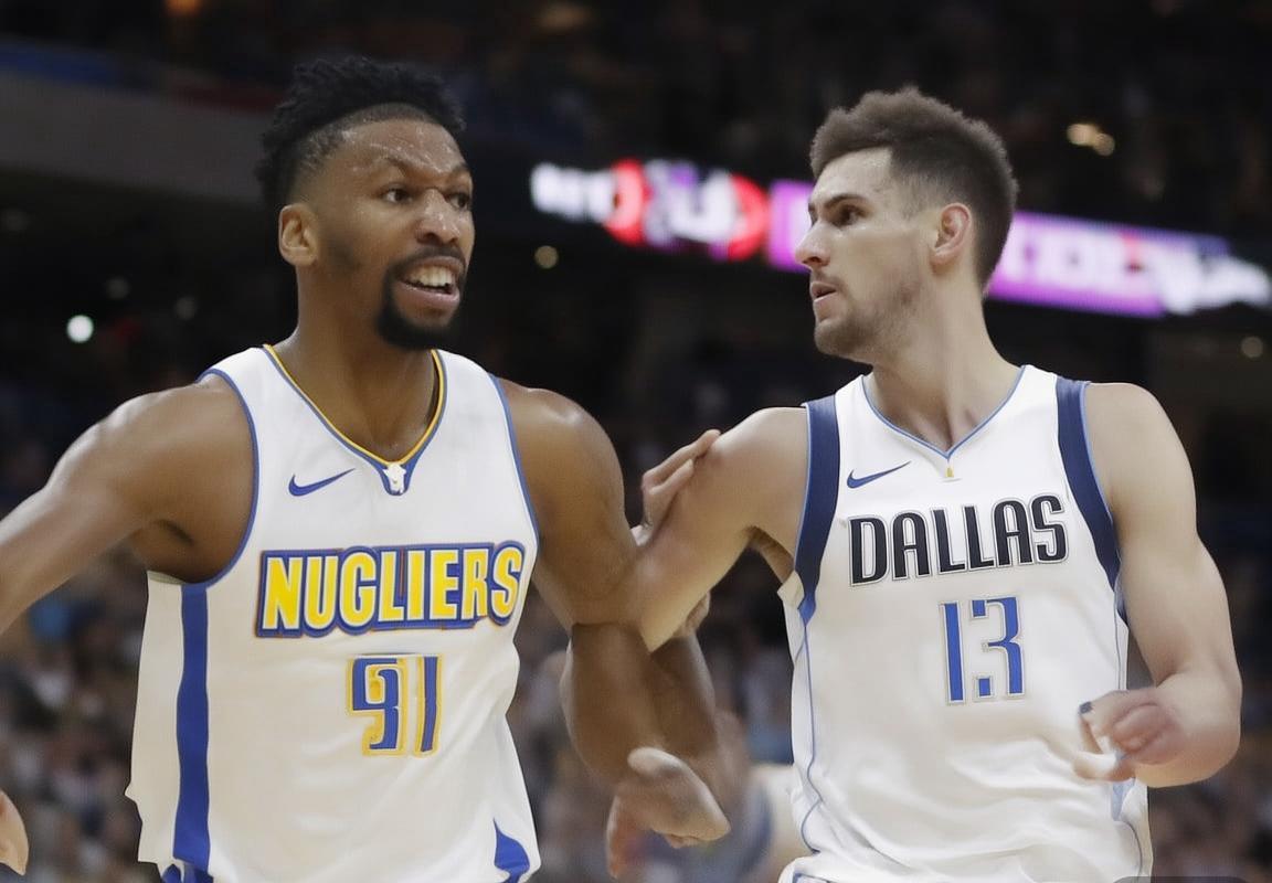欧文领衔达拉斯独行侠迎战丹佛掘金，约基奇与安东尼·戴维斯内线巅峰对决